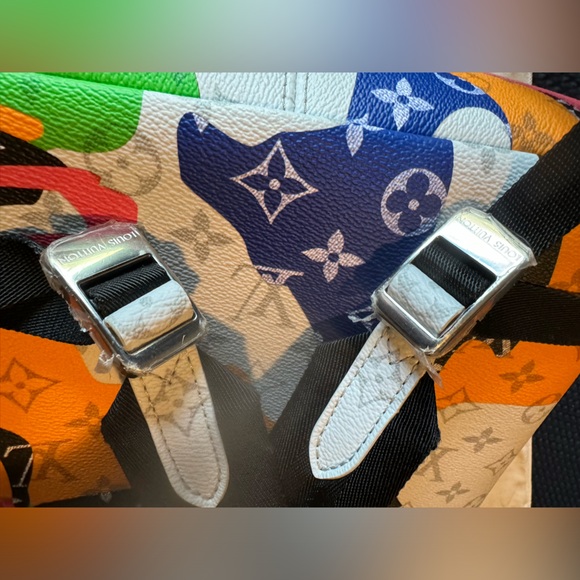 AUTHENTIC - LOUIS VUITTON - Discovery Backpack Monogram Portrait - Picture 8 of 14